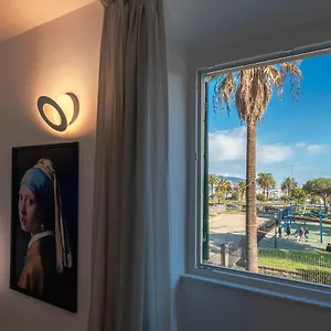 https://wild-zagara-garden-view.hotelitalianriviera.com